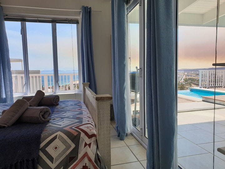 Overberg Accommodation at Bolusii House | Viya