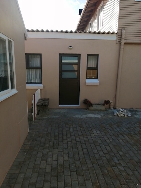 Betty's Bay Accommodation at  | Viya