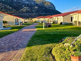 Glencairn Heights Accommodation at Cottage C40 | Viya