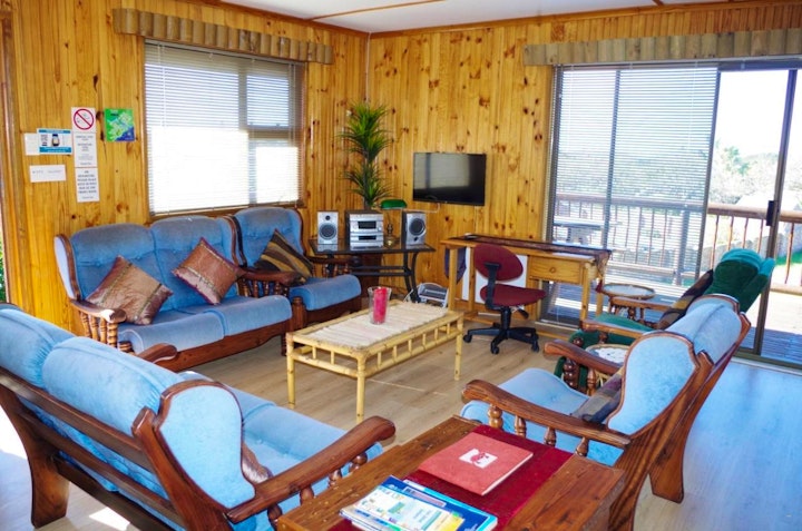 Sarah Baartman District Accommodation at Tertia's Log Cabin | Viya
