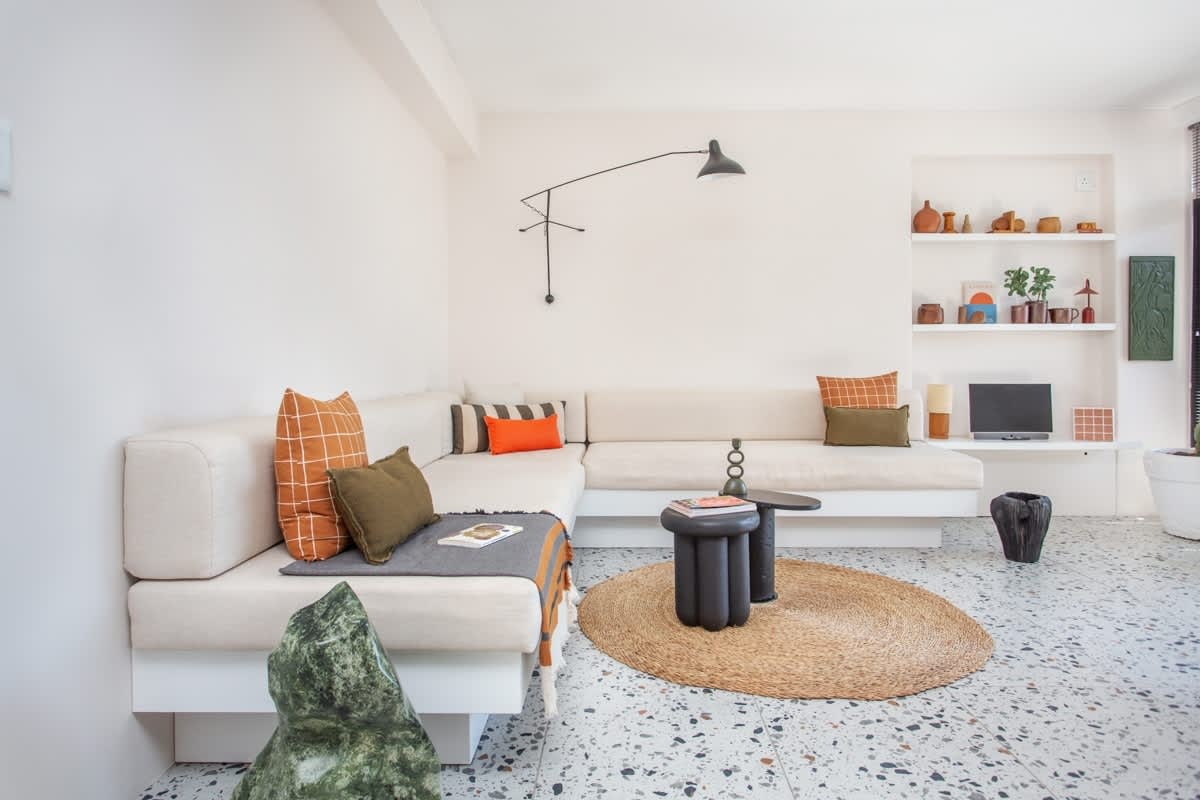 Love My Spacious Habitat - 1 Bedroom Penthouse image no 7 of 45