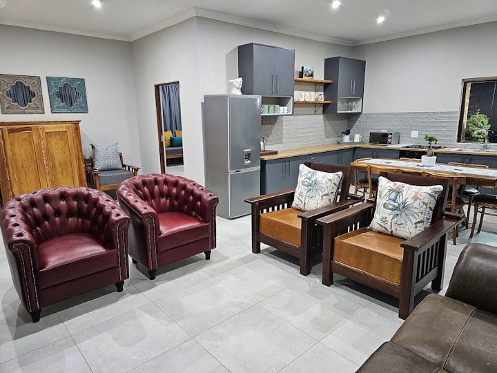 North West Accommodation at 2 Owls Guesthouse | Viya