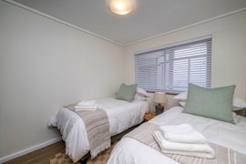 Milnerton Rural Accommodation at Bloubergstrand Beachfront Apartment | Viya