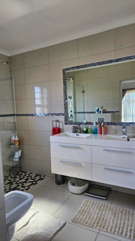 Bloubergstrand Accommodation at  | Viya