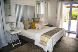 Overberg Accommodation at The Bay Cottage | Viya