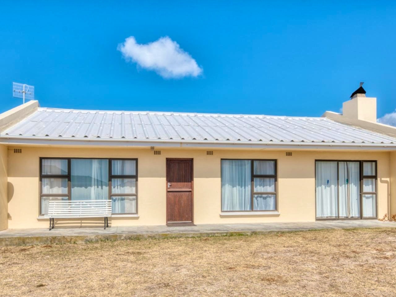 Struisbaai Accommodation at  | Viya