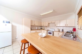 Northern Suburbs Accommodation at De Keurboom Guesthouse | Viya