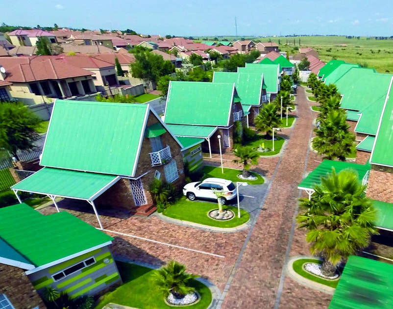 Riverside Country Estate 8B LekkeSlaap