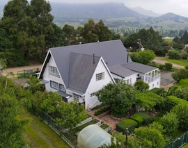 Drakensberg Accommodation at Honeysuckle Clarens | Viya