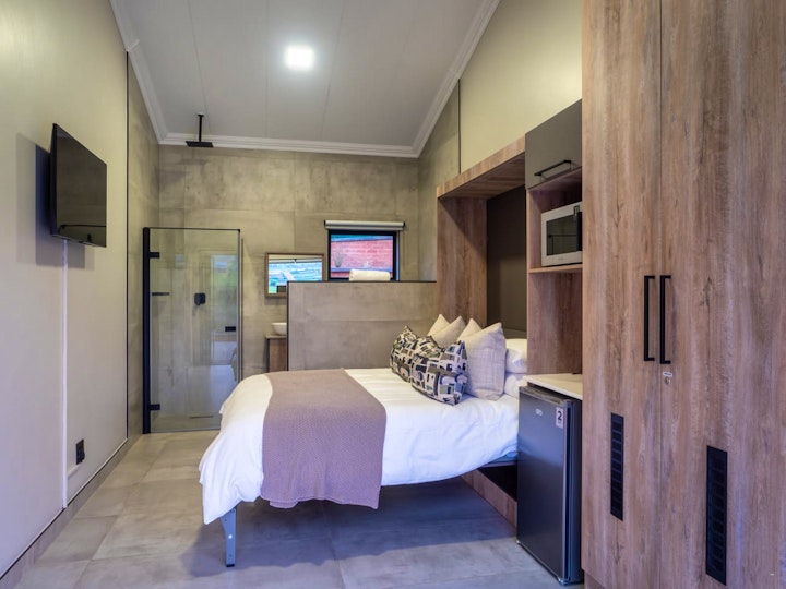 Mpumalanga Accommodation at Out of Bounds - Highland Gate 1018 | Viya