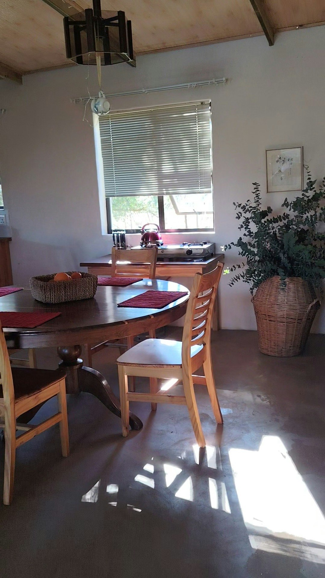 Private Lake Cottage | Farm Escape image no 12 of 30