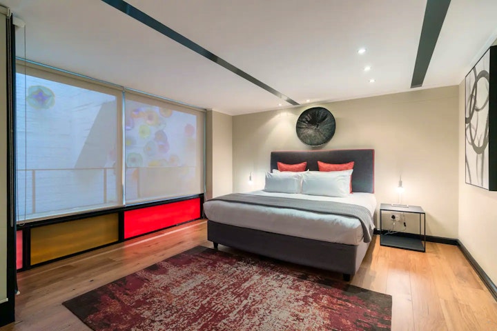 Cape Town Accommodation at Uber Luxurious Manhattan-style Penthouse | Viya