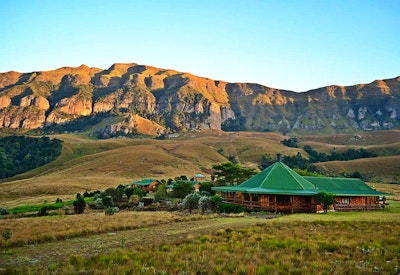  by Greenfire Drakensberg Lodge | LekkeSlaap