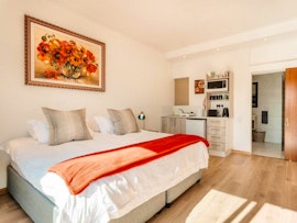 Southern Suburbs Accommodation at  | Viya