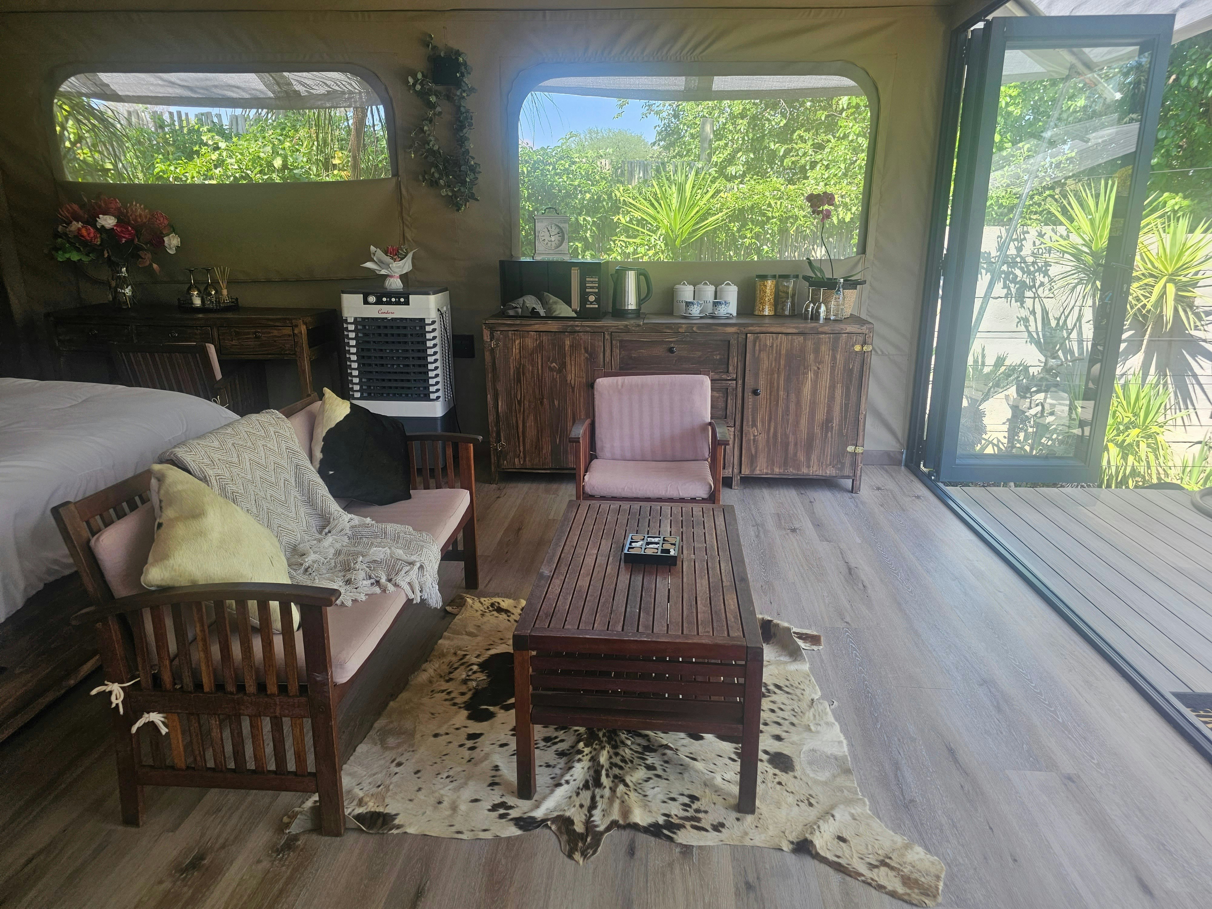 Rose cottage Luxury Tented Suite image no 5 of 25