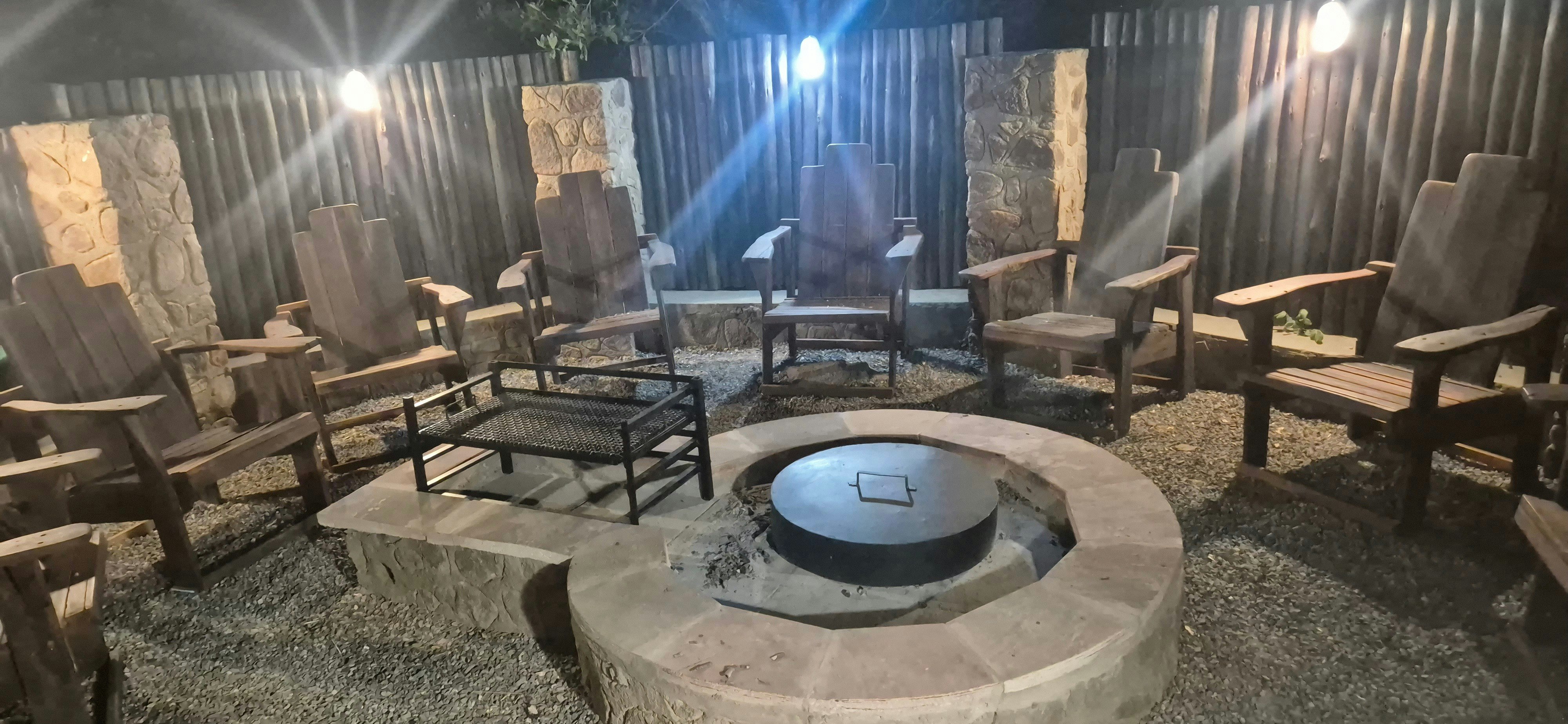 Lion's Roar Lodge | Kaart