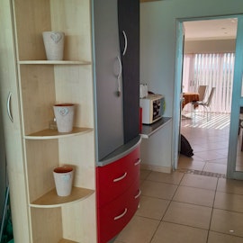 Jeffreys Bay Accommodation at Marine Paradise Guest House | Viya