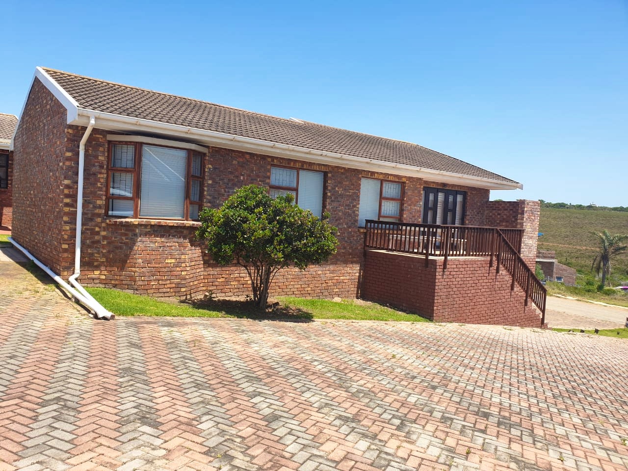 Jeffreys Bay Accommodation at  | Viya