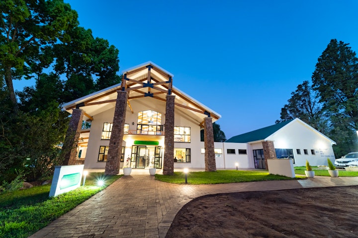 KwaZulu-Natal Accommodation at Gooderson Monks Cowl Golf Resort | Viya