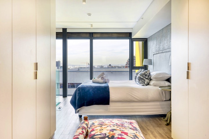 Cape Town Accommodation at Stylish De Waterkant Loft 313 | Viya