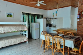 Jeffreys Bay Accommodation at Emil | Viya