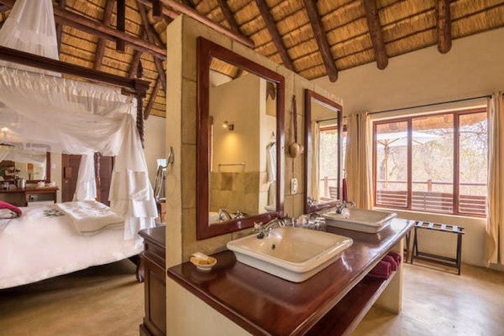 Limpopo Accommodation at Shiduli Private Game Lodge | Viya