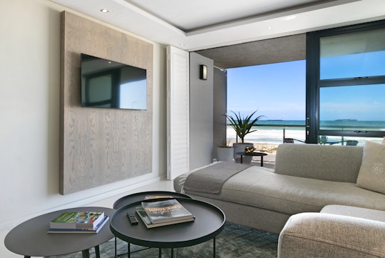 Bloubergstrand Accommodation at  | Viya