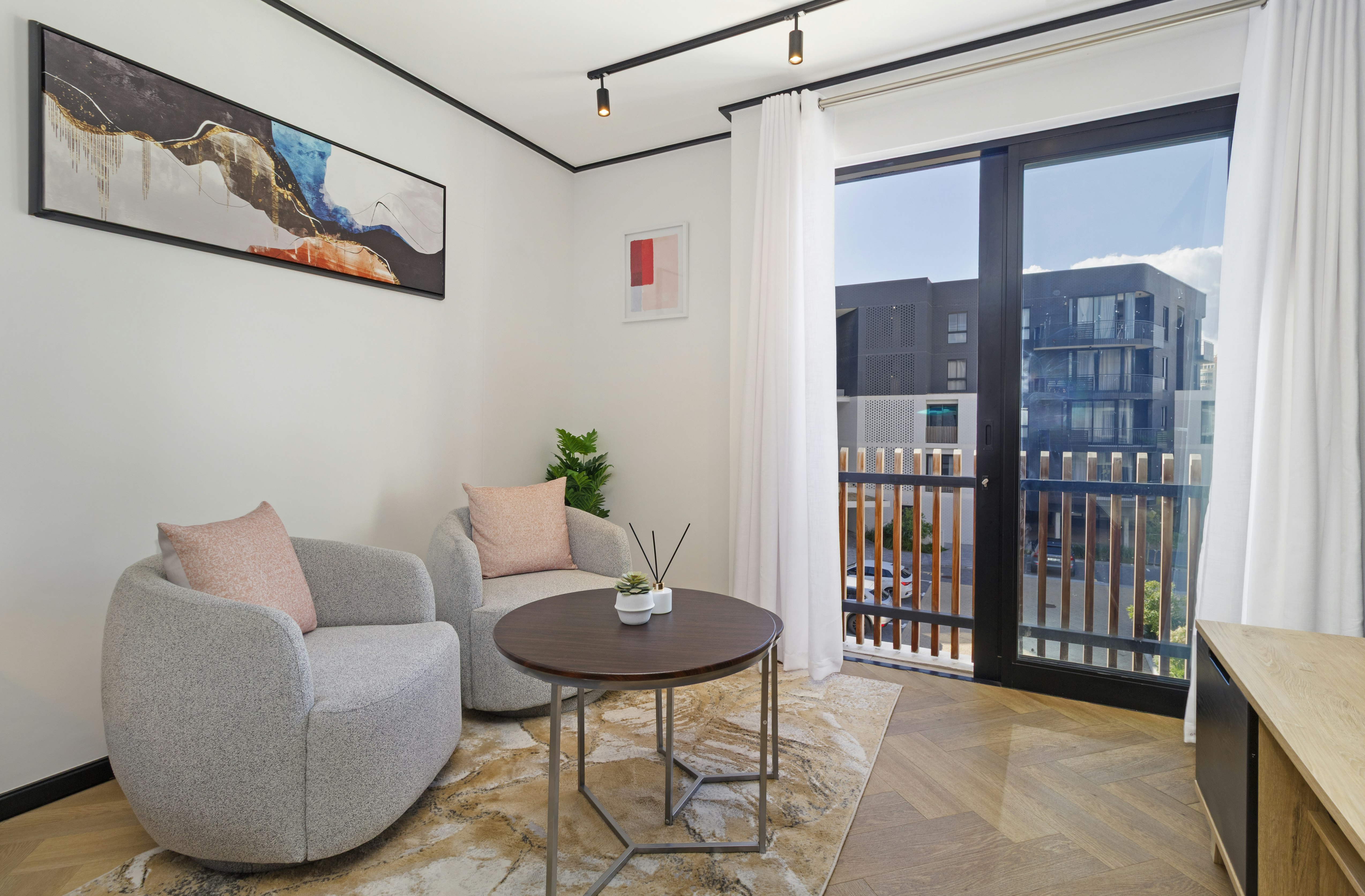 Modern Studio @ Nine Palms image no 2 of 18