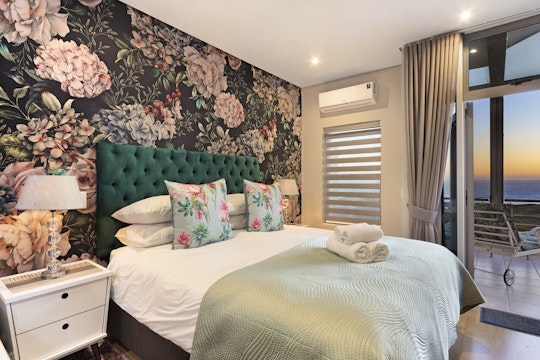 Bloubergstrand Accommodation at  | Viya