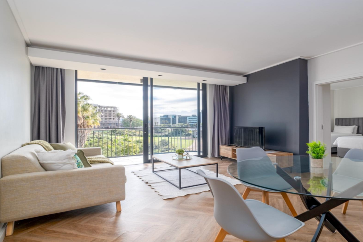 2 Bed Apartment – On Park Unit 315 image no 1 of 29