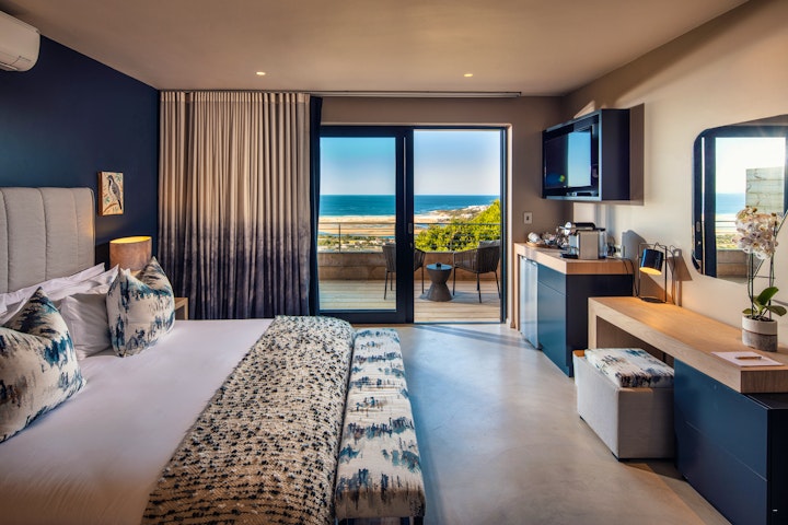 Garden Route Accommodation at Sky Villa Boutique Hotel by Raw Africa Collection | Viya