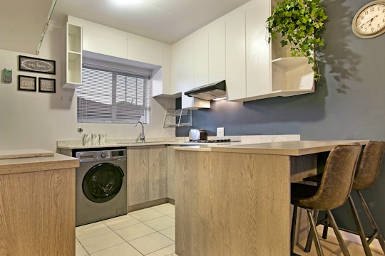 Bloubergstrand Accommodation at  | Viya