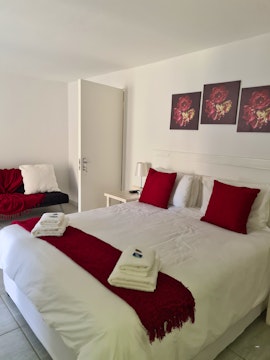 Jeffreys Bay Accommodation at  | Viya