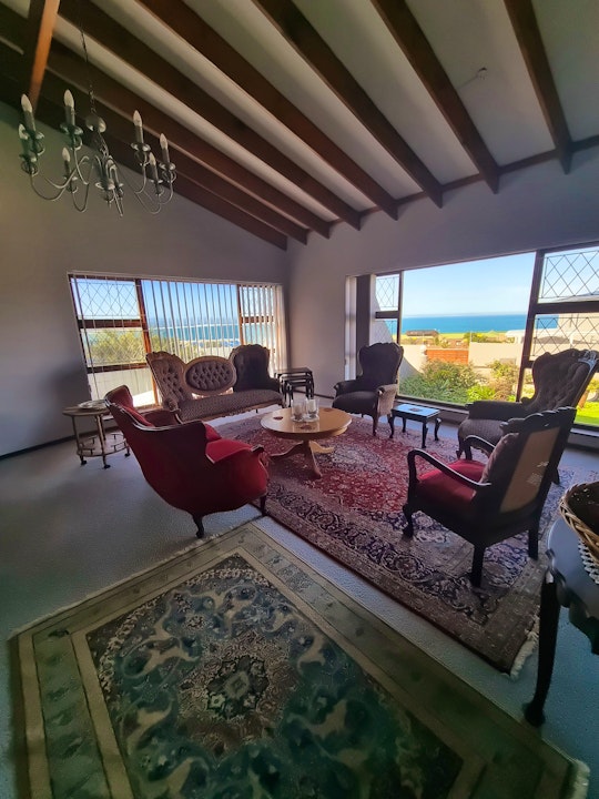 Jeffreys Bay Accommodation at  | Viya