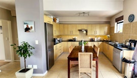 Northern Suburbs Accommodation at Waterside Townhouse | Viya