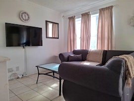 Jeffreys Bay Accommodation at Claptons 39 | Viya