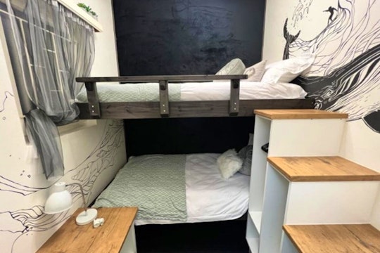 Twelve First Avenue Holiday Home