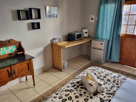 Karoo Accommodation at Boorgat | Viya