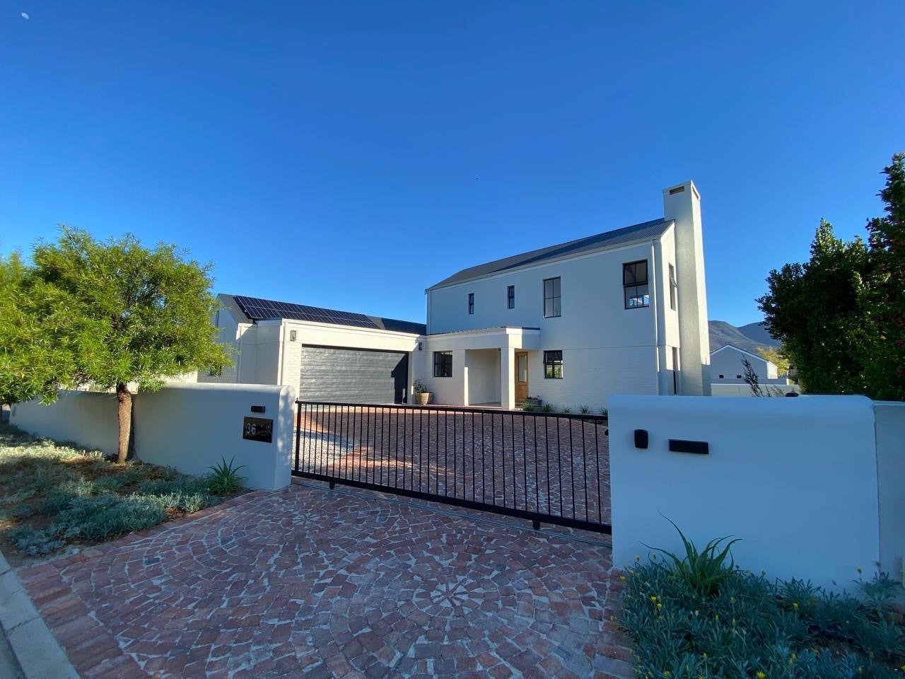 Riverglen 36 image no 1 of 27