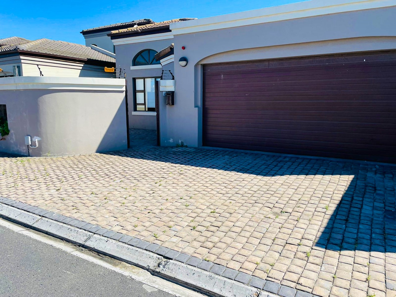 Bloubergstrand Accommodation at  | Viya