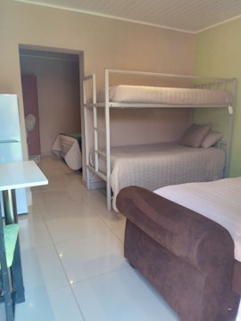 Universitas Ridge Accommodation at Sonhos Dreams | Viya