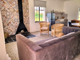 Western Cape Accommodation at Vine cottage @ On Poplars Lane | Viya