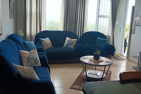 Jakaranda Holiday Flat 15
