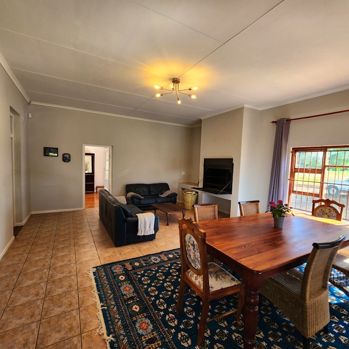 Western Cape Accommodation at Karoo Leeu House | Viya