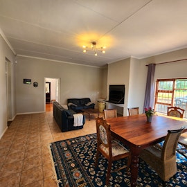 Garden Route Accommodation at Karoo Leeu House | Viya