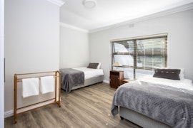 Hermanus Accommodation at Wegbreek | Viya