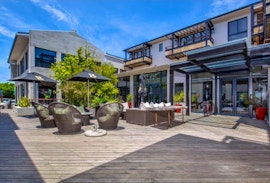 Knysna Accommodation at Luxury Studio 106 | Viya