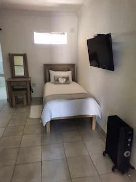 Northern Free State Accommodation at Die Gewel Self-catering Guest House | Viya