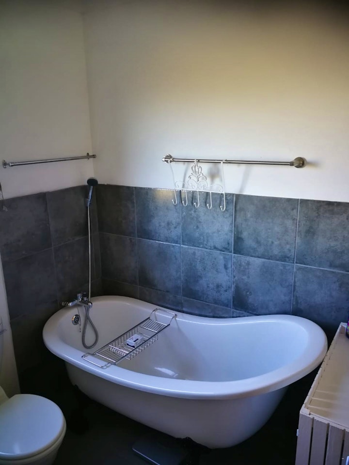 Betty's Bay Accommodation at Vakansie Huis by die See | Viya