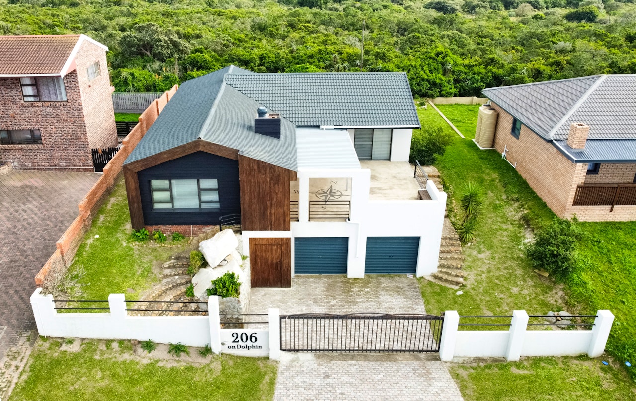 Jeffreys Bay Accommodation at  | Viya